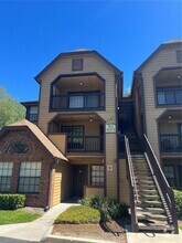Building Photo - 315 Lakepointe Dr