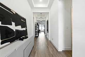 Building Photo - 5014 Mulberry Shrubs Ln