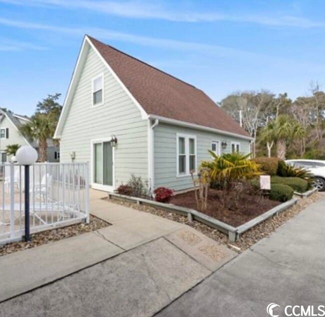 807 Hillside Dr, North Myrtle Beach, SC 29582 House Rental in North