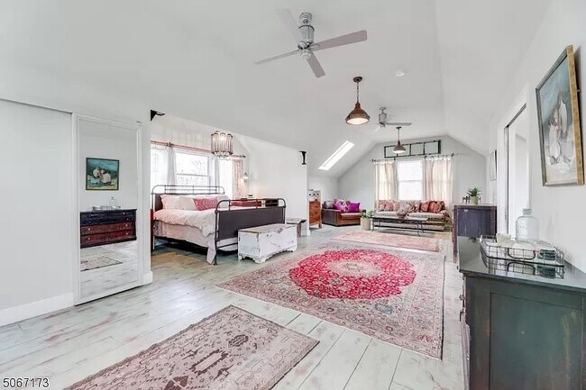 Large master suite with closets - 33 Drakestown Rd
