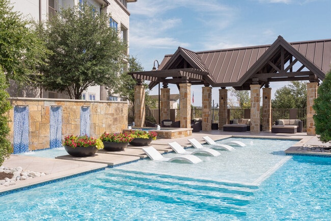 Domain at Midtown Park apartments — community photo - Domain at Midtown Park