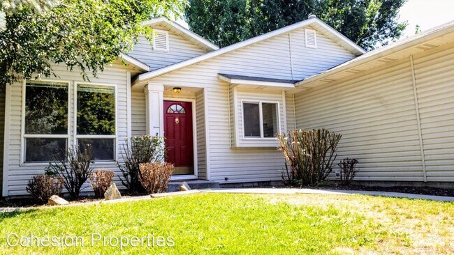 Building Photo - 4 br, 2 bath House - 993 E Wentworth St