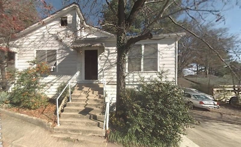 Primary Photo - 516 Hawthorne Ln