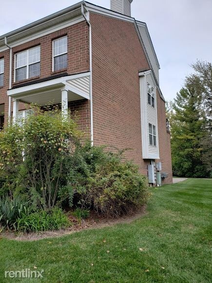 Building Photo - 2 br, 1.5 bath  - 1933 Lindsay Ln
