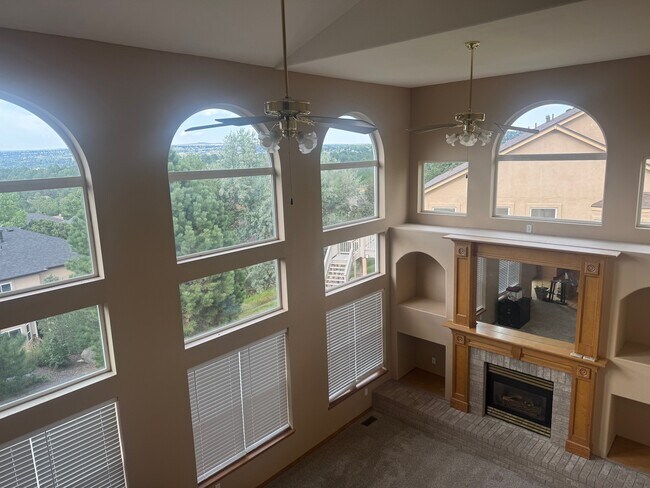 Foto del edificio - 5514 Saxon Ln