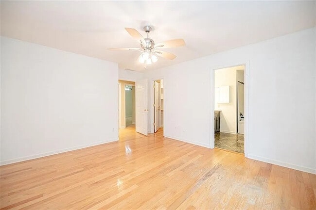Foto del edificio - Room in Townhome on Cooper Lake Dr SE