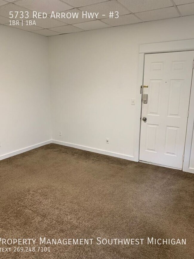 Foto del edificio - 5733 Red Arrow Hwy