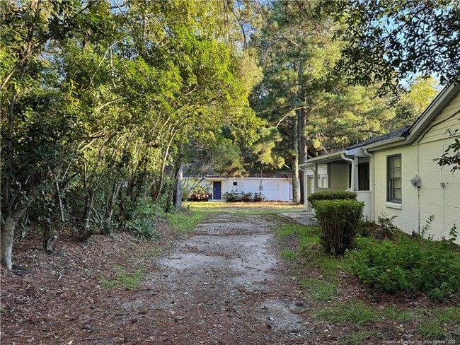 Building Photo - 293 Army Rd
