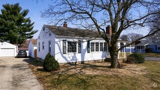 Building Photo - 349 Notre Dame Ave