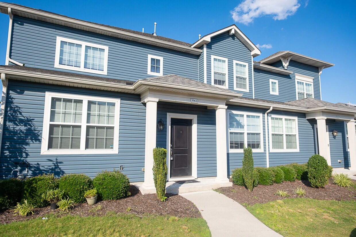 Foto principal - 3961 Trenwith Ln