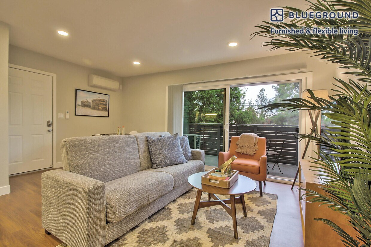 111 N Rengstorff Ave Unit FL1ID1670, Mountain View, CA 94043 Room