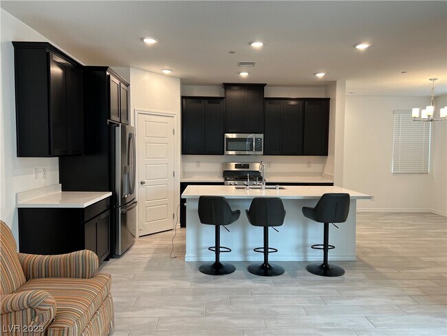 Building Photo - 3771 Bright Aquarius Ln