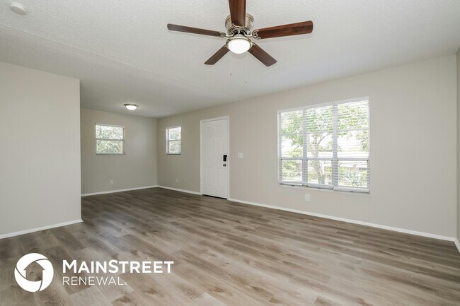 Foto del edificio - 425 S Disston Ave