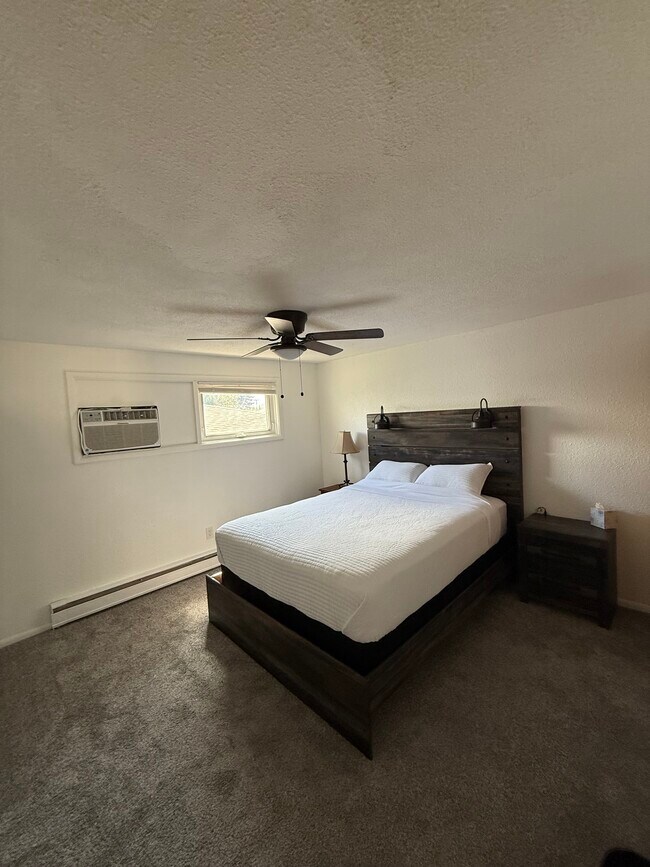 Building Photo - 2901 8th Ave N