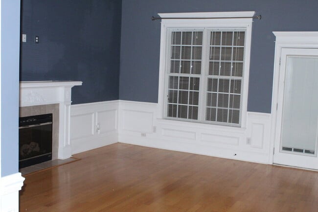 Building Photo - West Augusta Home with Separate Mother - In - Law Suite