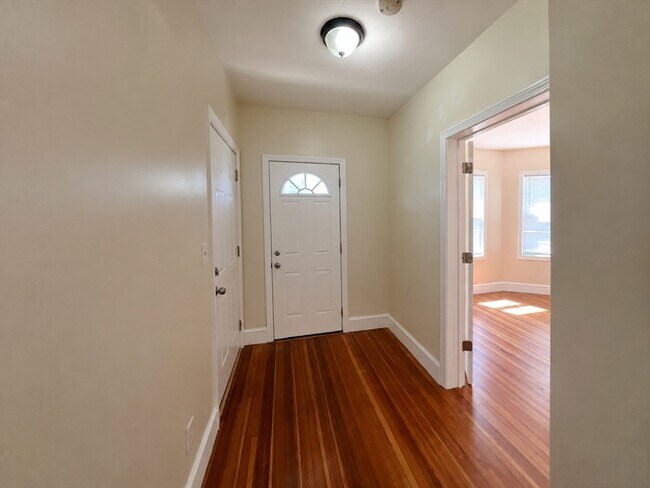 Building Photo - 12 Crowell St