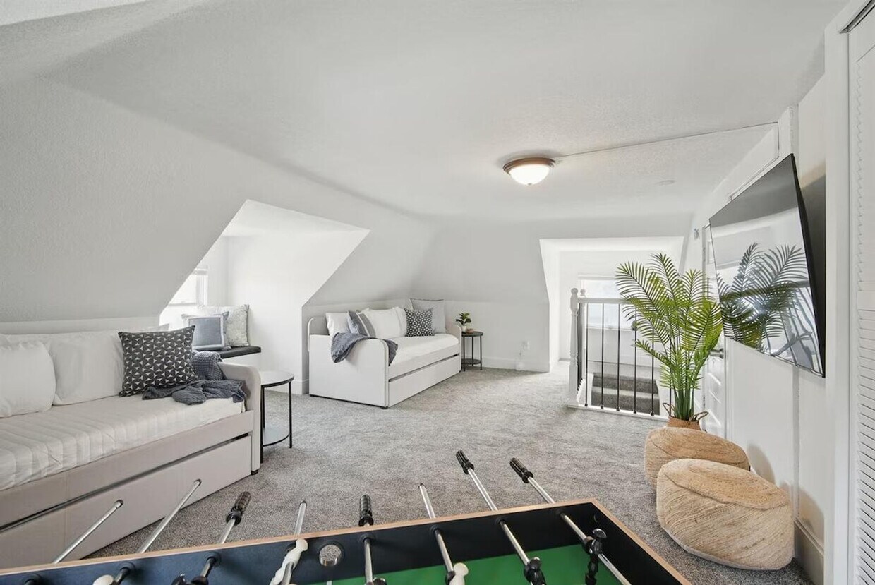 Foto principal - 544 36th St