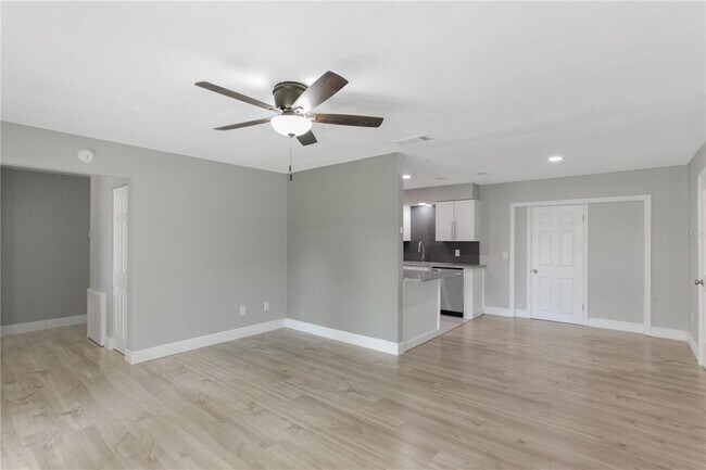 Foto del edificio - 1022 Norwood Dr