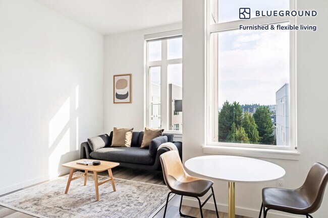 Foto del edificio - 8709 161st Avenue Northeast