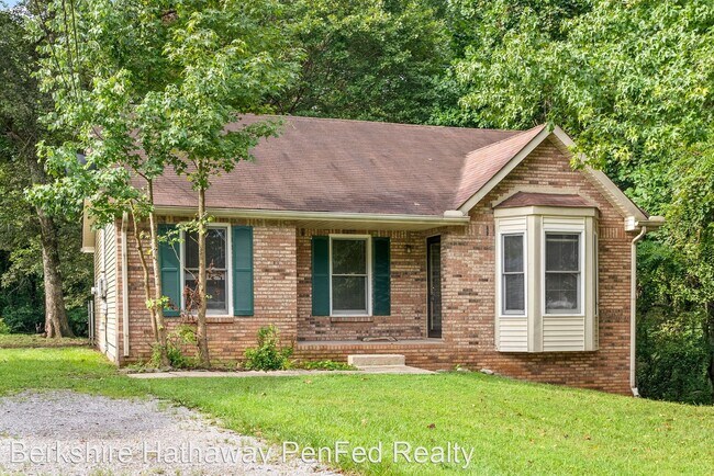 Building Photo - 3 br, 2 bath House - 360 Erie Dr