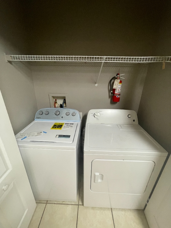 Foto del edificio - 8848 Villa View Cir