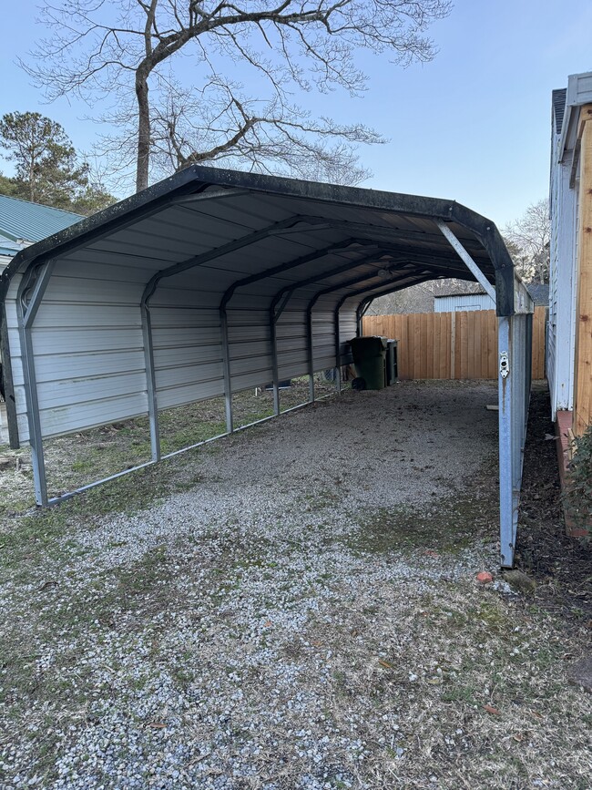 Carport - 1104 Kenwood Ave