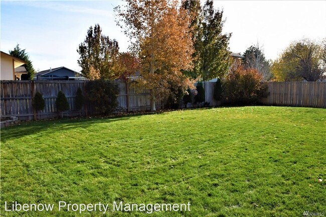 Building Photo - 3 br, 2 bath House - 2208 N Abbey Glen CT