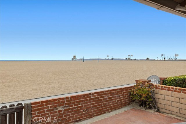 Building Photo - 1212 W Oceanfront
