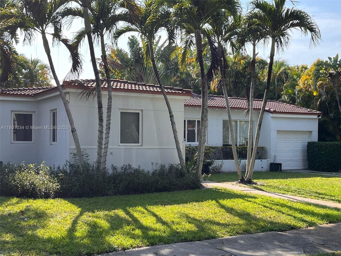 Primary Photo - 9302 NW 2nd Ct