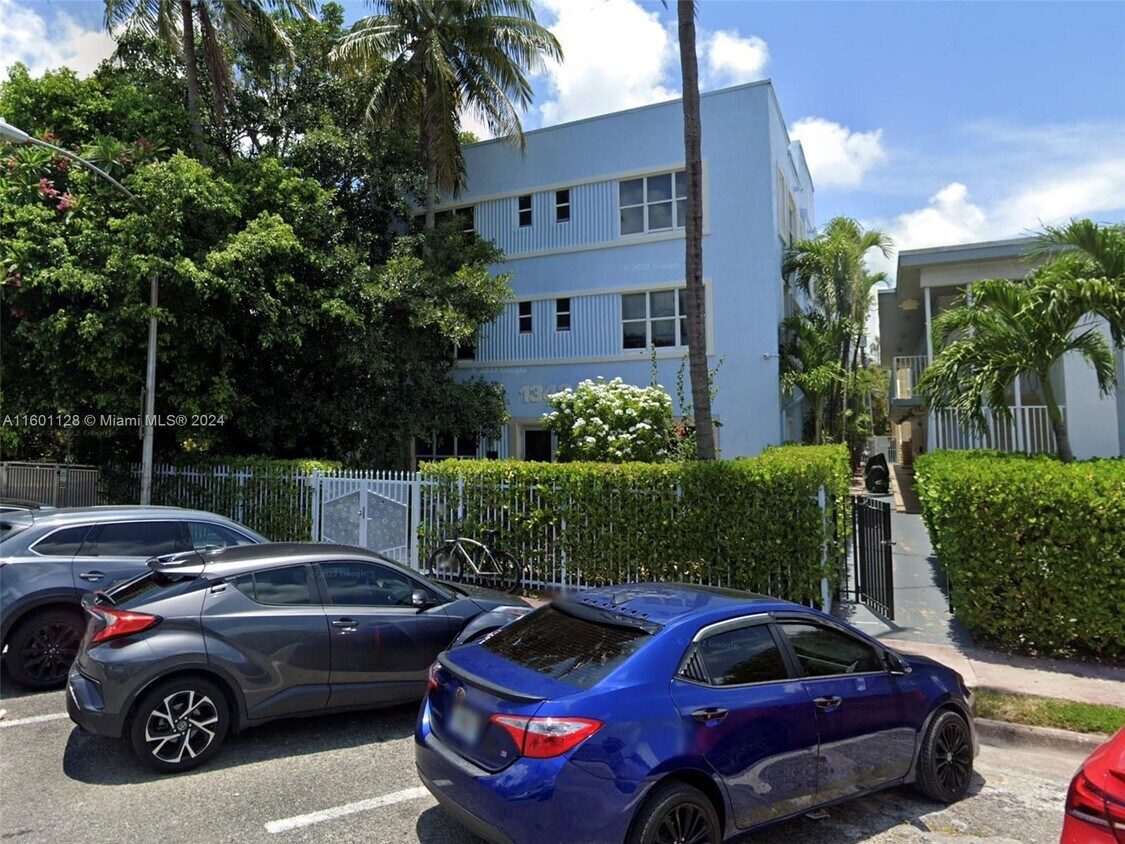 Primary Photo - 1342 Drexel Ave