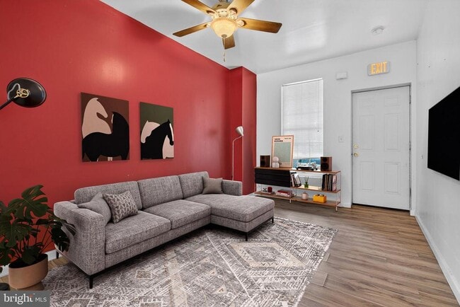 Building Photo - 4668 York Rd