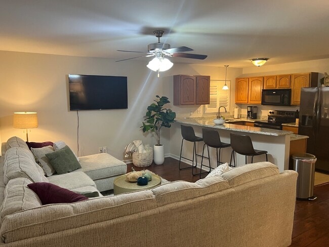 Photo - 717 Tower Grove Dr Apartment