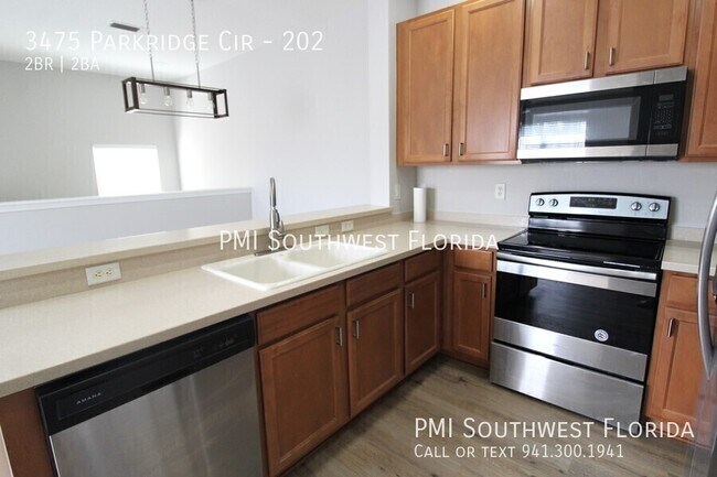 Foto del edificio - 3475 Parkridge Cir
