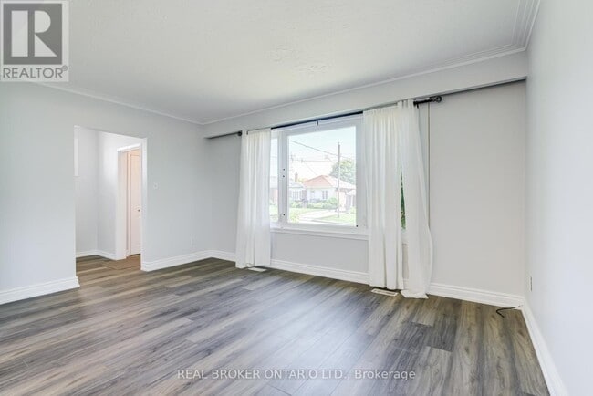 Building Photo - 40 Japonica Rd