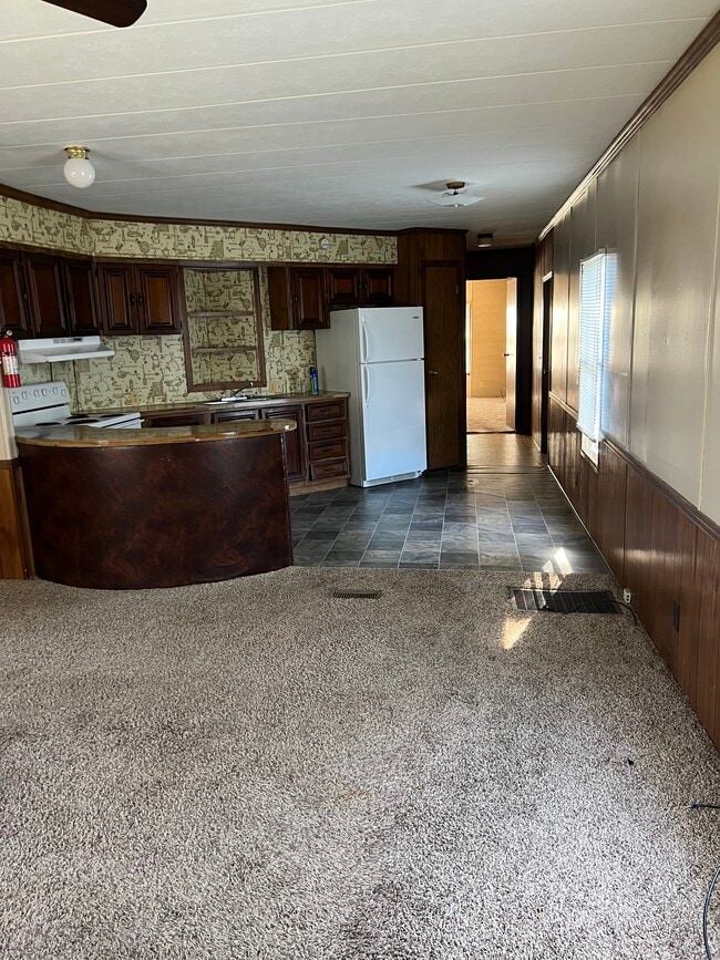 Building Photo - 5638 Summerwind Dr