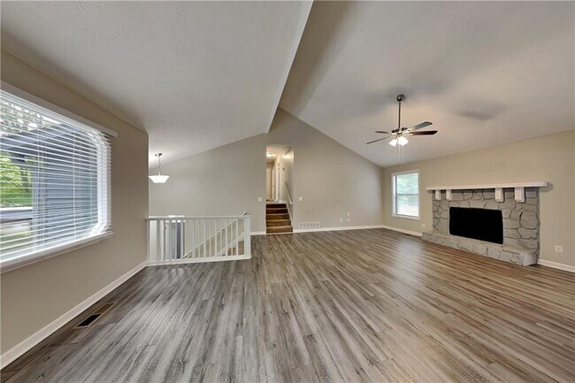 Building Photo - 6606 Catawba Dr