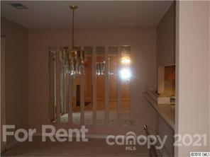 Foto del edificio - 20105 Henderson Rd