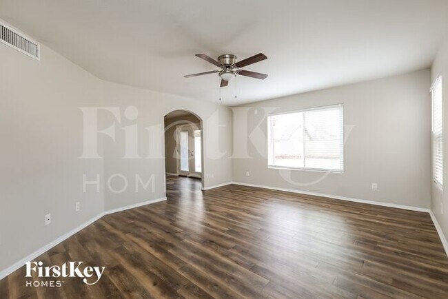 Foto del edificio - 7547 W Comet Ave