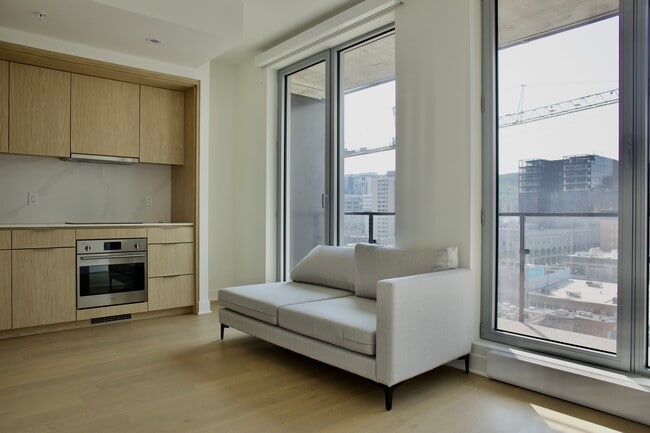 Photo du bâtiment - 1200 Rue Drummond