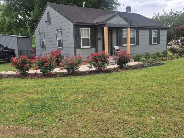 Photo - 915 Berclair Rd