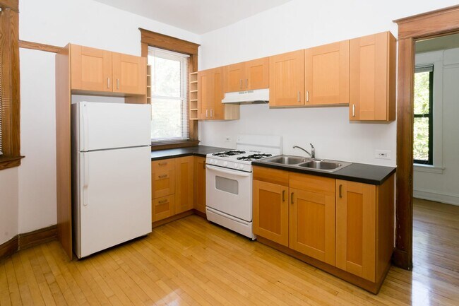 Cocina - 5700 S. Blackstone Avenue