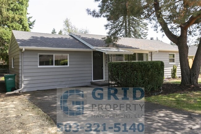 Building Photo - Remodeled 3 Bedroom Available in Northeast Portland!
