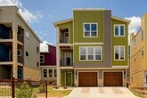 Primary Photo - Gorgeous Condo in Edgewick!