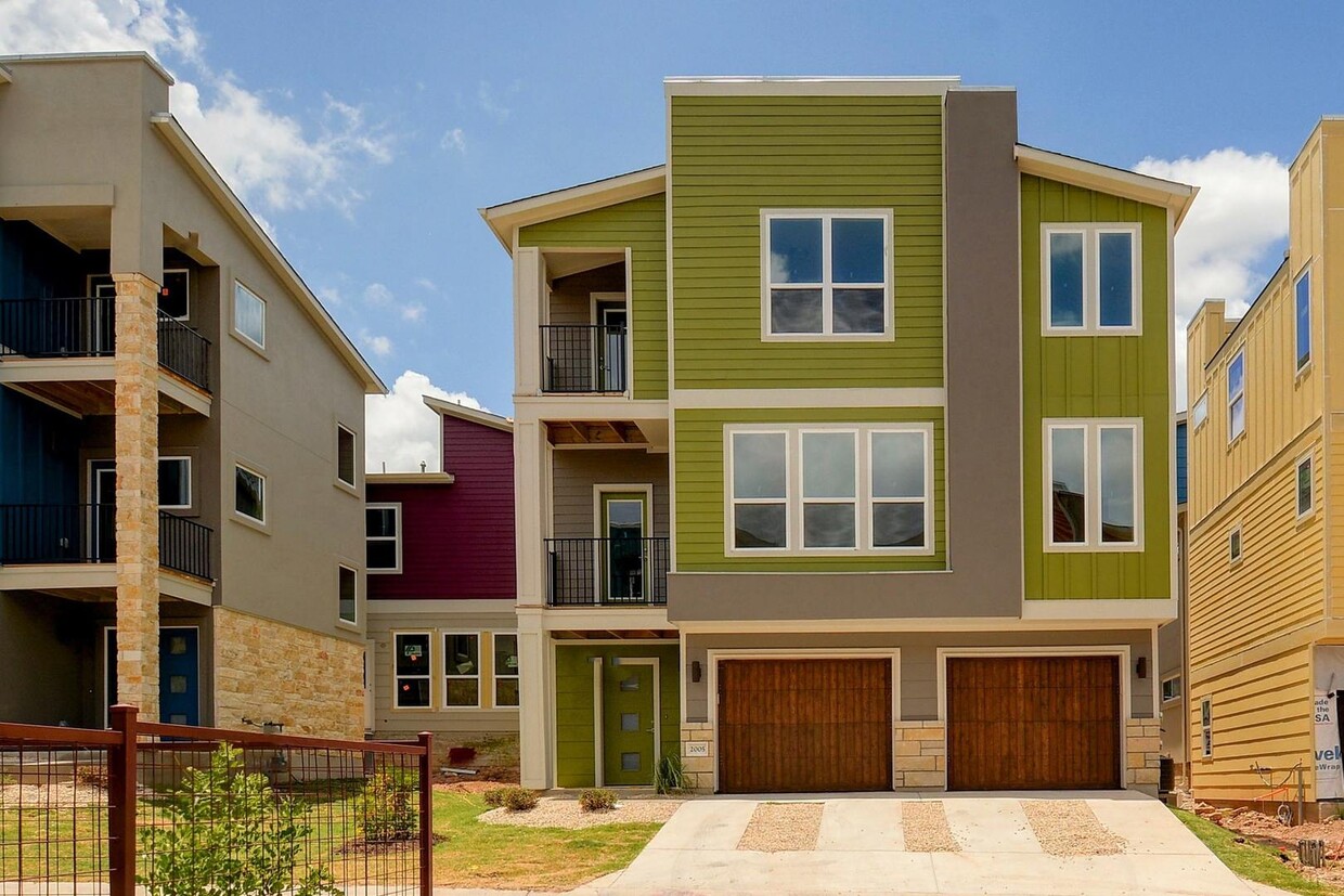 Foto principal - Gorgeous Condo in Edgewick!