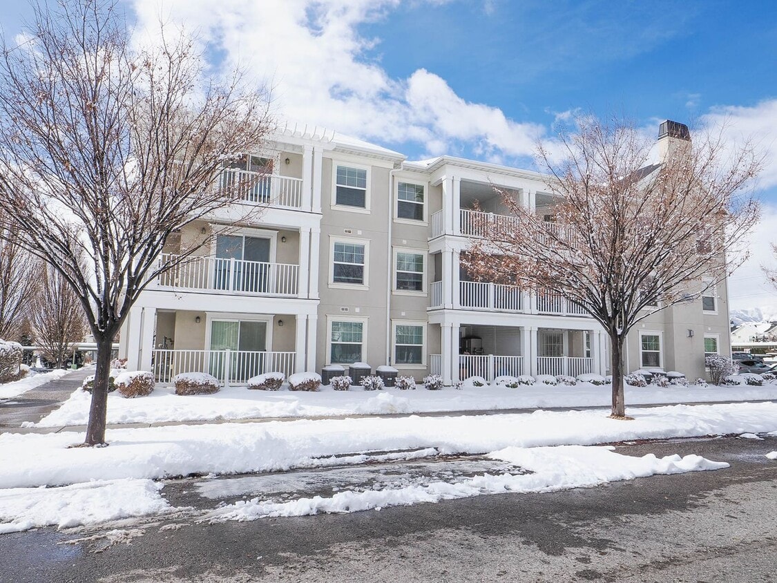 Foto principal - Beautiful Daybreak Condo