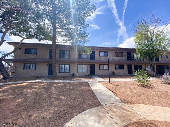 Foto del edificio - 615 S Royal Crest Cir