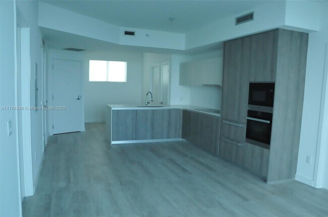 Foto del edificio - 2900 NE 7th Ave