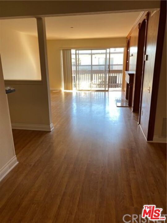 Foto del edificio - 5334 Lindley Ave