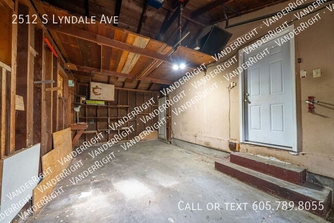 Foto del edificio - 2512 S Lyndale Ave