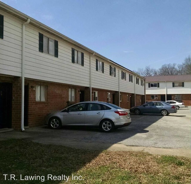 308 McBrayer St, Shelby, NC 28150 Condo for Rent in Shelby, NC